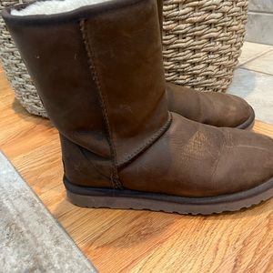 Women’s Leather UGGs